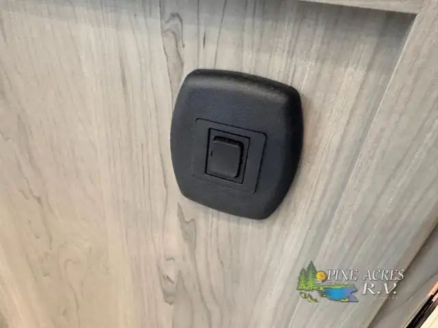 2025 Keystone RV Retreat 391HBDL 5.99% - Photo 20