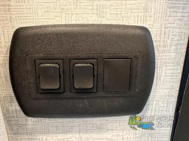 2025 Keystone RV Retreat 391HBDL 5.99% - Photo 24