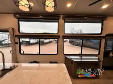 2025 Keystone RV Retreat 391HBDL 5.99% - Photo 25