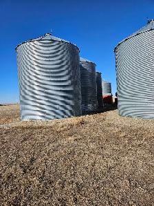 Grain bins - Photo 5