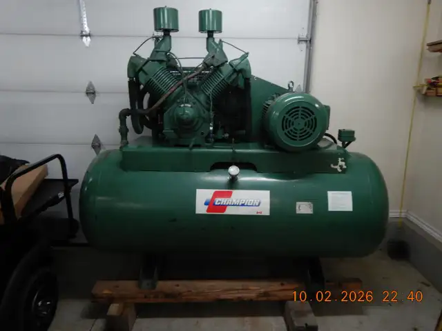 Champion Advantage HR25-12 – 25 HP Industrial Air Compressor