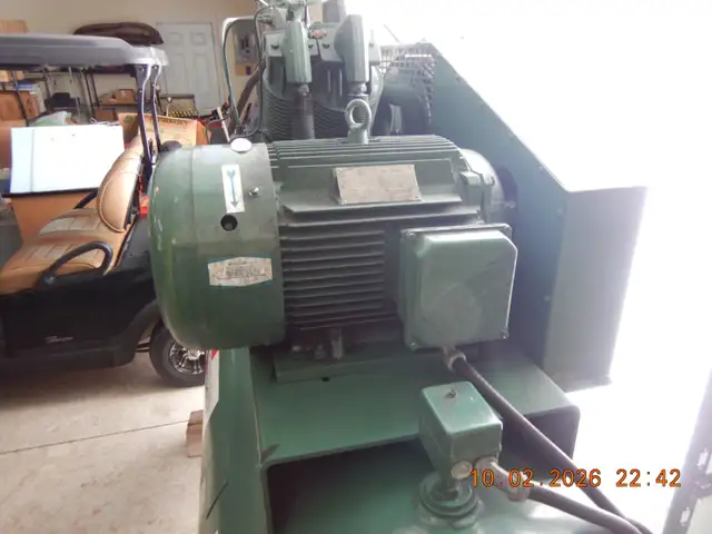 Champion Advantage HR25-12 – 25 HP Industrial Air Compressor - Photo 11