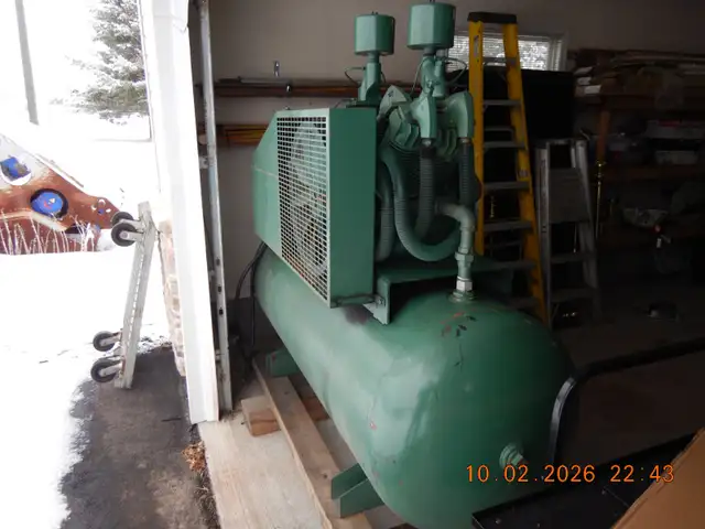 Champion Advantage HR25-12 – 25 HP Industrial Air Compressor - Photo 14