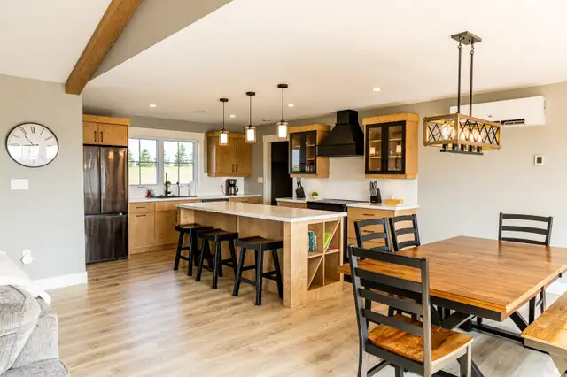 3 Bed 2 Bath All-Inclusive Rental Fully Furnished in Granville - Photo 2