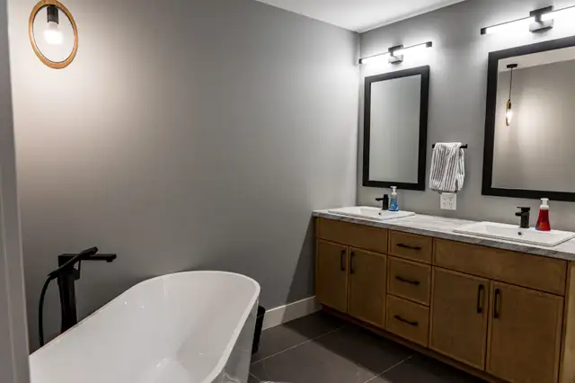 3 Bed 2 Bath All-Inclusive Rental Fully Furnished in Granville - Photo 7