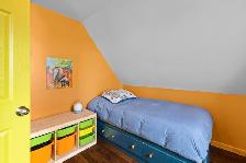 4 Bed 2 Bath All Inclusive Fully Furnished Home - Canoe Cove PE - Photo 6