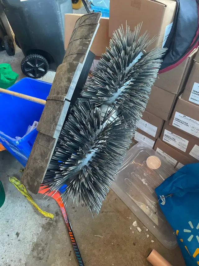 Stihl kombi sweeper/trimmer - Photo 4