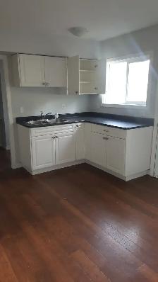 2 Bedroom, 1.5 Bathroom Duplex Available April 1st. $1700