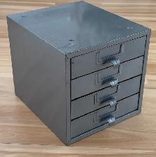 Caisson métallique vintage 4 tiroirs – Rangement