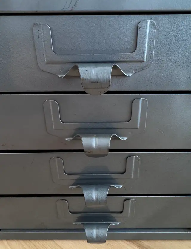 Caisson métallique vintage 4 tiroirs – Rangement - Photo 4