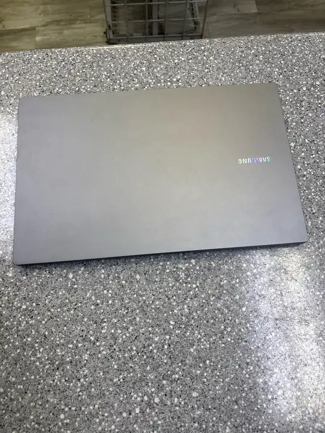 Samsung Galaxy Book 4 I7 150u 16GB 1TB Laptop - Photo 2