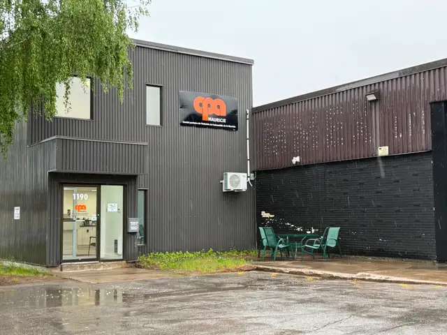 ESPACE INDUSTRIEL / ENTREPÔT À LOUER – TROIS-RIVIÈRES – - Photo 10