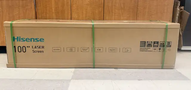 Hisense 100' DLT100-E ALR Fresnel Projection Screen Only - $999 - Photo 7