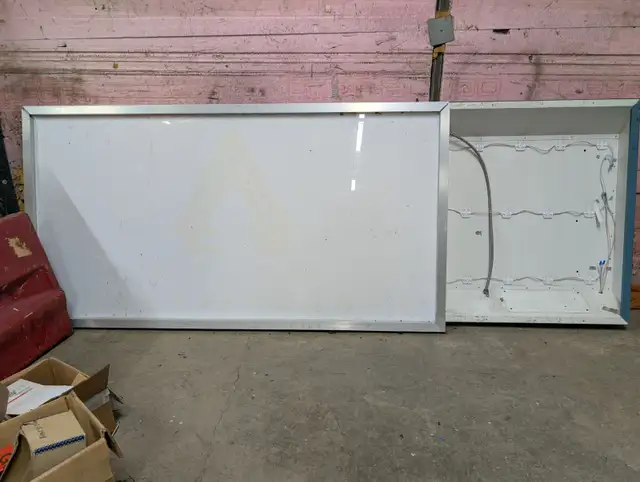 Building Sign - Photo 2