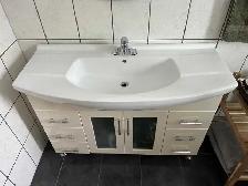 48' Bathroom Vanity - Photo 3