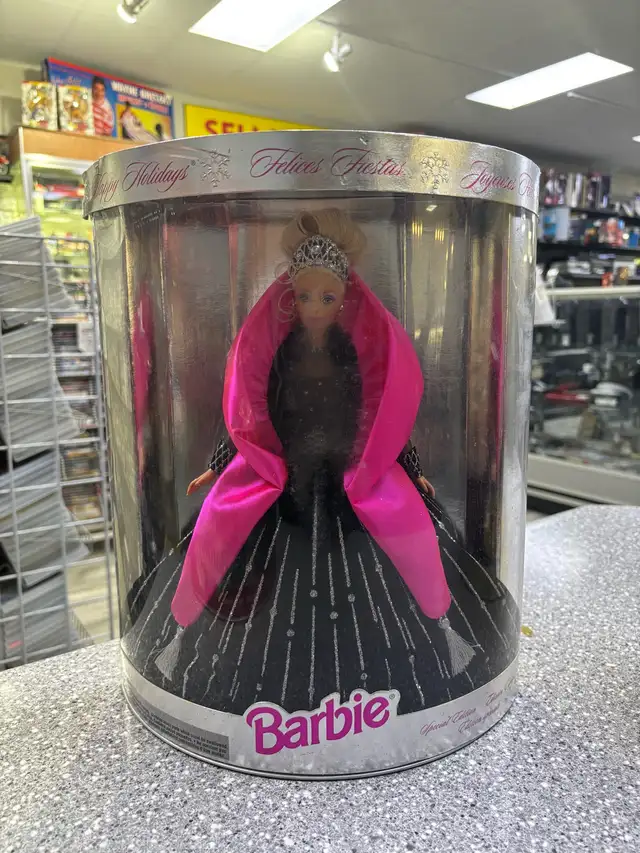 Happy Holidays (20200) Barbie