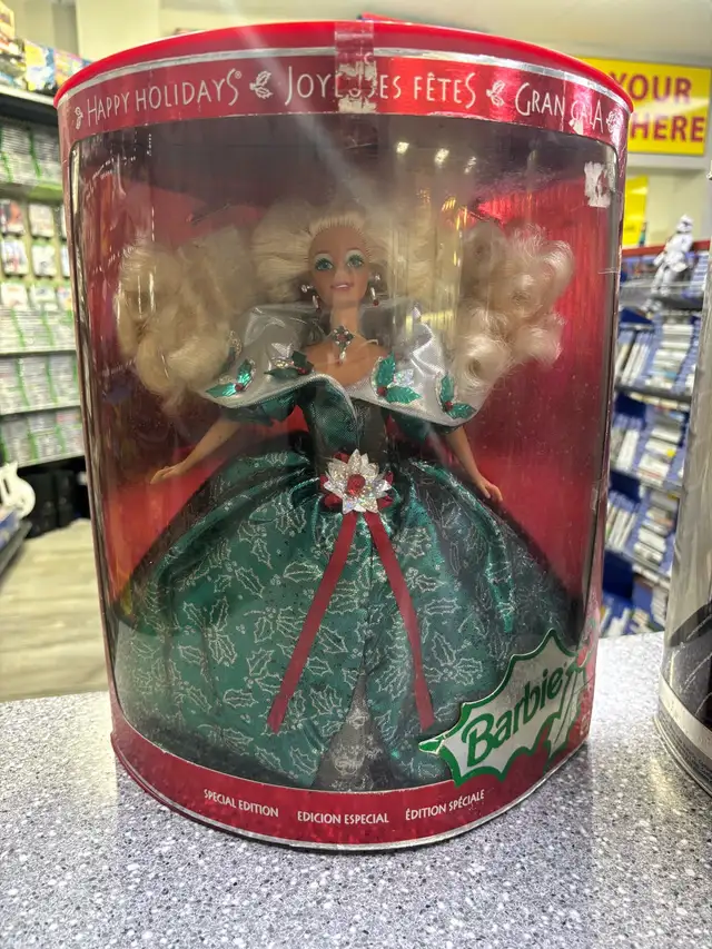 Happy Holidays (14123) Barbie