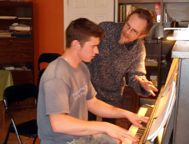 COURS de BATTERIE, CHANT ou PIANO à LAVAL ou à Montréal - Photo 3