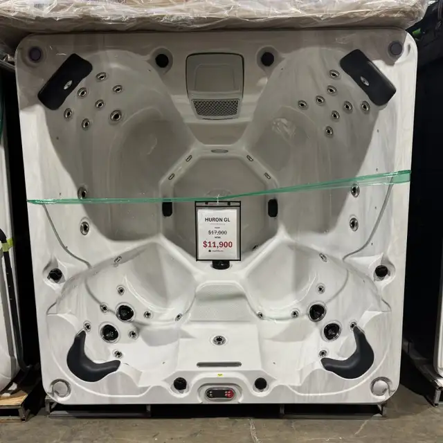 Huron GL Hot Tub, 7 Person 46 Jets Spa