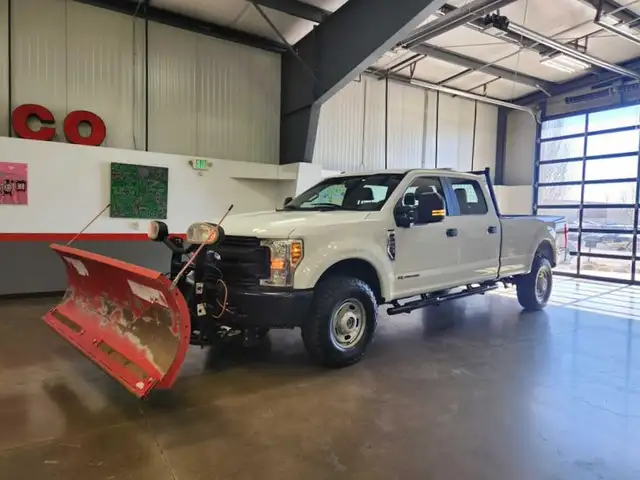 2017 Ford Super Duty F-250 SRW 4WD WESTERN SNOW PLOW-CREW CAB-SH