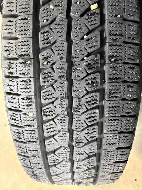 2018 Ford F 150 XLT / 4x4 / Crew Cab / r-Cam / Sync / Pro BackUp - Photo 22