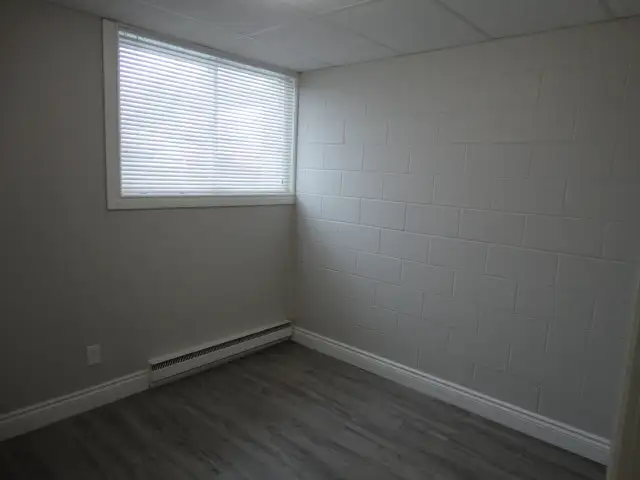 Beautiful 2-Bedroom Apartment - Available on Dec 15 - Photo 8