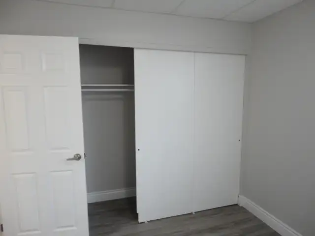 Beautiful 2-Bedroom Apartment - Available on Dec 15 - Photo 10