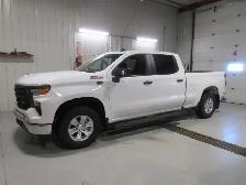 2023 Chevrolet Silverado 1500 Z71 V8 4X4 Crew Cab 6'6 Box