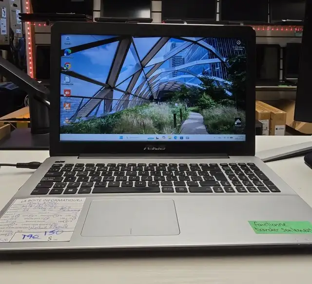 Laptop ASUS X555L i7-5500U 12Go Ram SSD 256Go 15,6po HDMI