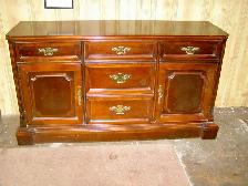 Slim Walnut SIDEBOARD