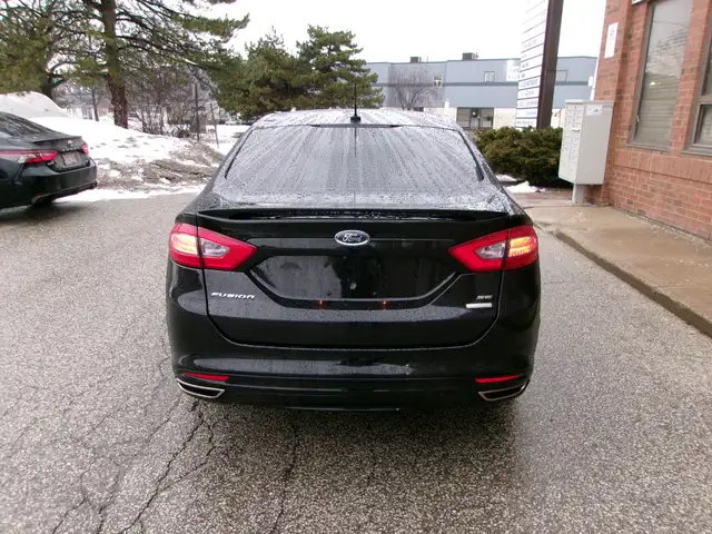 2016 Ford Fusion SE CERTIFIED | AWD | NO ACCIDENTS - Photo 5