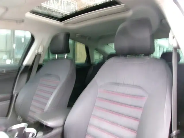 2016 Ford Fusion SE CERTIFIED | AWD | NO ACCIDENTS - Photo 9