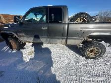 2002 Dodge ram 2500 Cummins - Photo 2