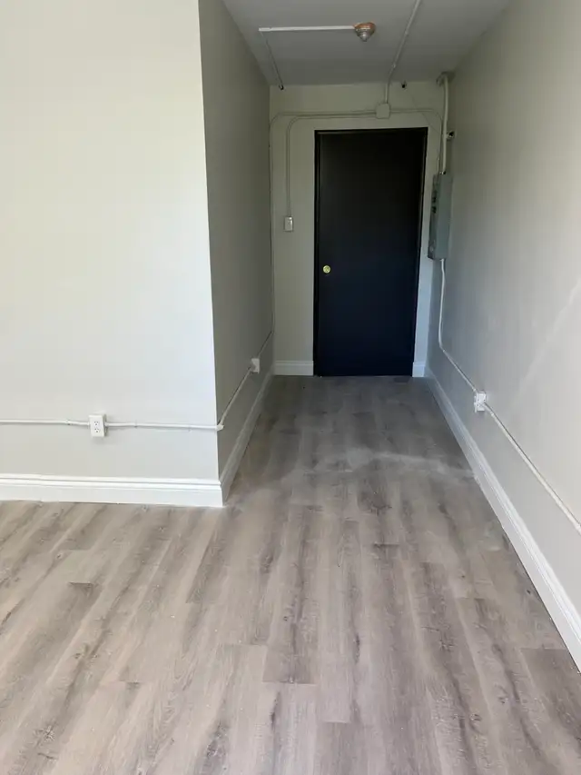 Private Office for Rent | 300 Sq Ft | Natural Light | Burlington - Photo 6