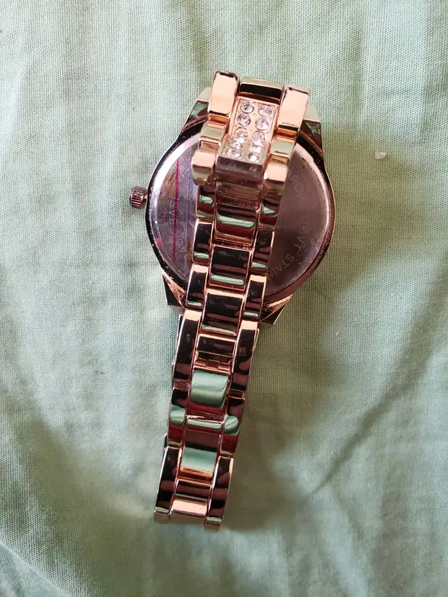 Brand New Ladies watch - Photo 4