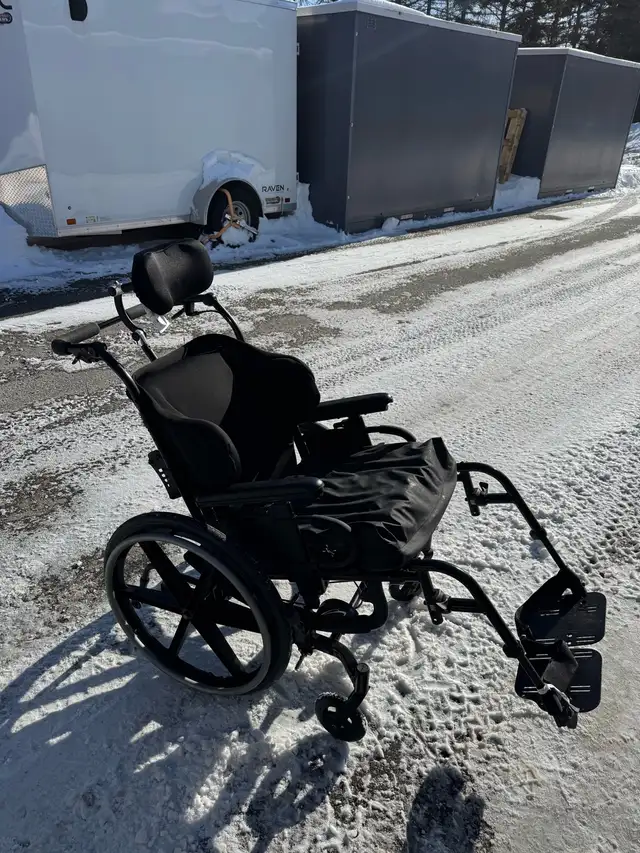 TILT WHEELCHAIR DELIVERY INCLUDED