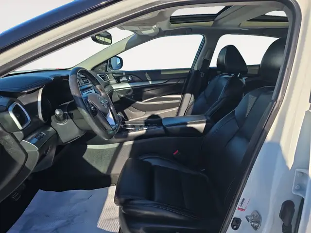 2016 Nissan Maxima Low km B.cam R.start LOADED 1YR WARRANTY - Photo 12