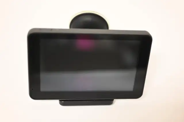 GPS Magellan PE30 Smart GPS Dash Mount with Car Charger USED - Photo 3