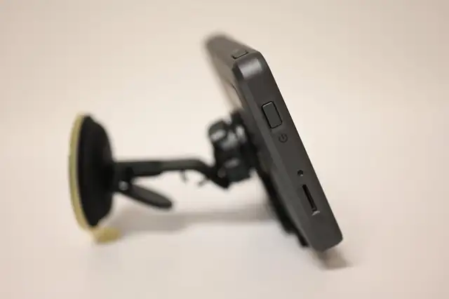 GPS Magellan PE30 Smart GPS Dash Mount with Car Charger USED - Photo 4