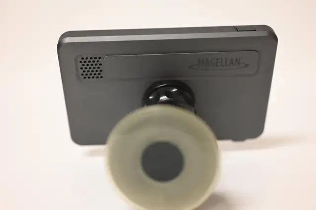 GPS Magellan PE30 Smart GPS Dash Mount with Car Charger USED - Photo 6