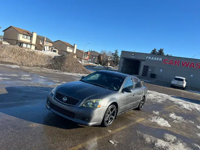 2005 Nissan Altima SER - Photo 2