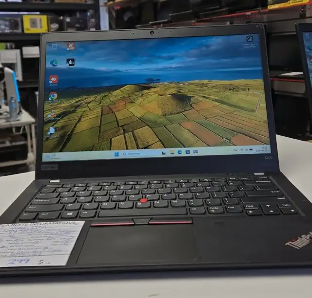 Lenovo ThinkPad T490 i7-8565U 16Go DDR4 SSD 256Go NVMe 14p HDMI