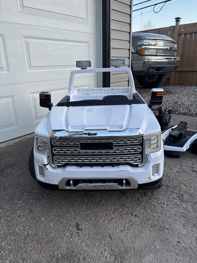 Ride-on toddler kids truck - Photo 3