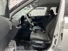 2022 Hyundai Venue - Photo 13