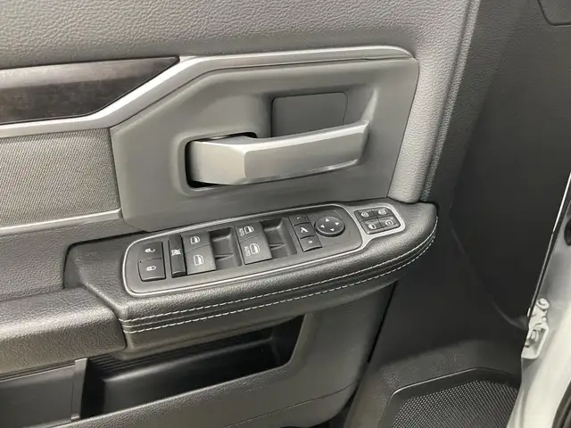 RAM 2500 Big Horn 2023 - Photo 23