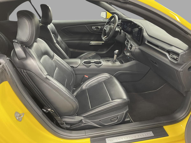 Ford Mustang Ecoboost 2024 - Photo 11