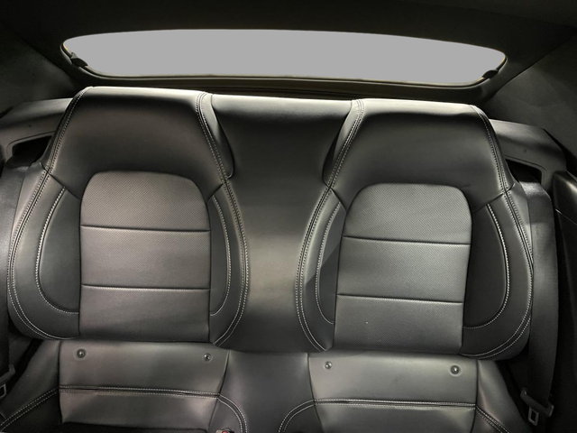 Ford Mustang Ecoboost 2024 - Photo 12