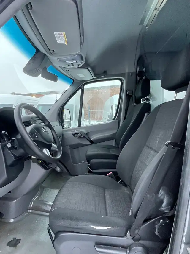 2016 Mercedes-Benz Sprinter 2500 170-in. WB - Photo 18