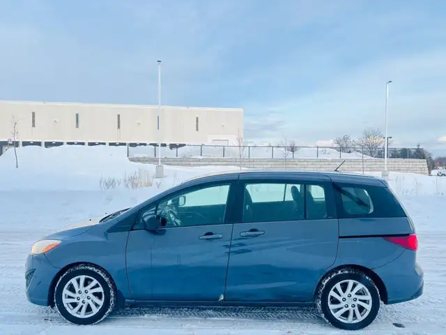 2012 Mazda MAZDA5 4dr Wagon - Photo 3