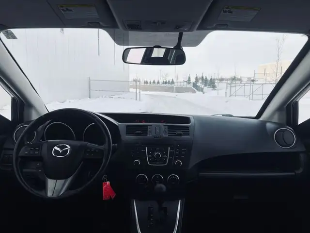 2012 Mazda MAZDA5 4dr Wagon - Photo 12